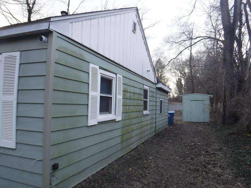 209 Wallace Avenue, Kalamazoo, MI, 49048-2038