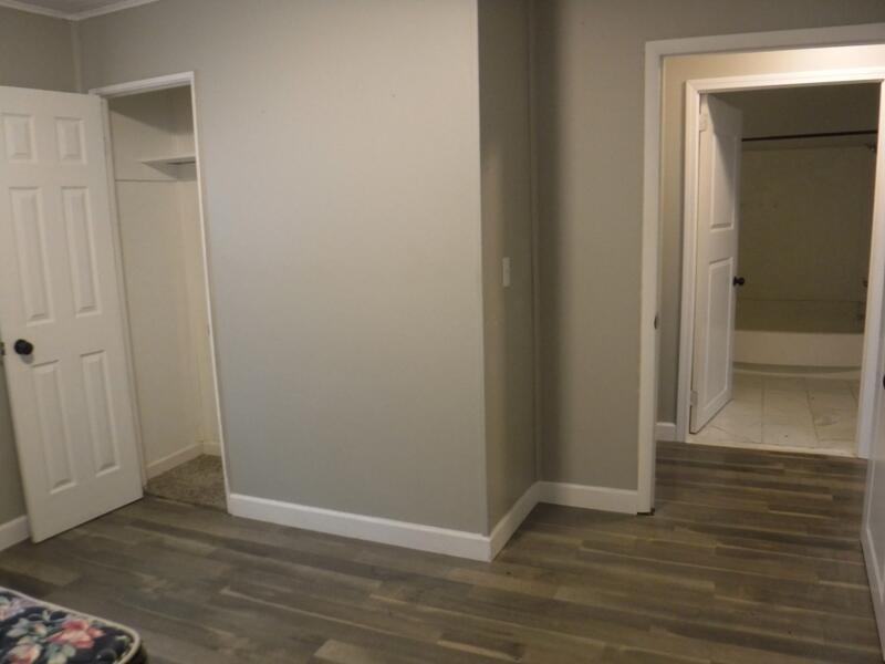 209 Wallace Avenue, Kalamazoo, MI, 49048-2038