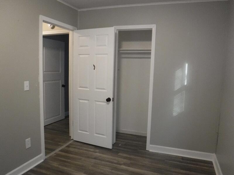 209 Wallace Avenue, Kalamazoo, MI, 49048-2038