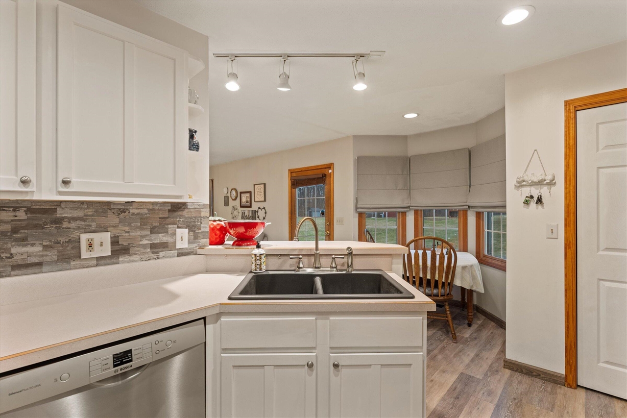 Buchanan, MI, 49107-8320