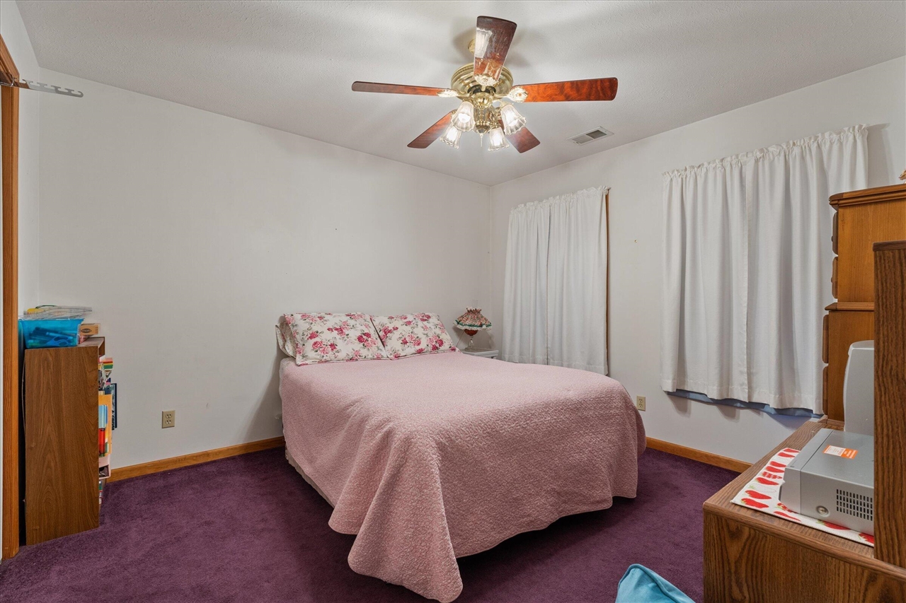 Buchanan, MI, 49107-8320