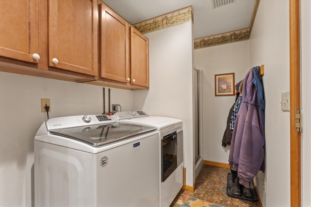 Buchanan, MI, 49107-8320