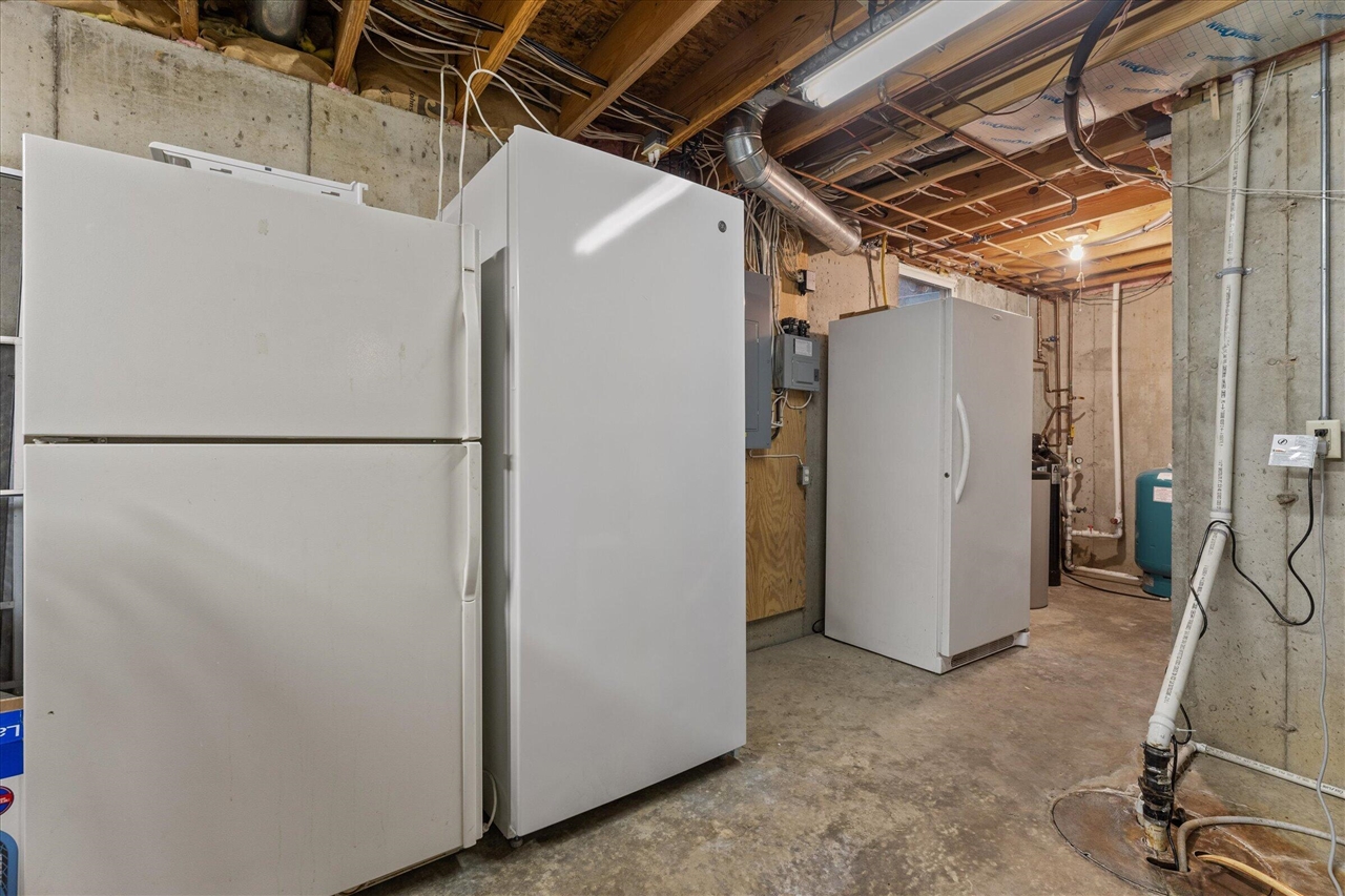 Buchanan, MI, 49107-8320