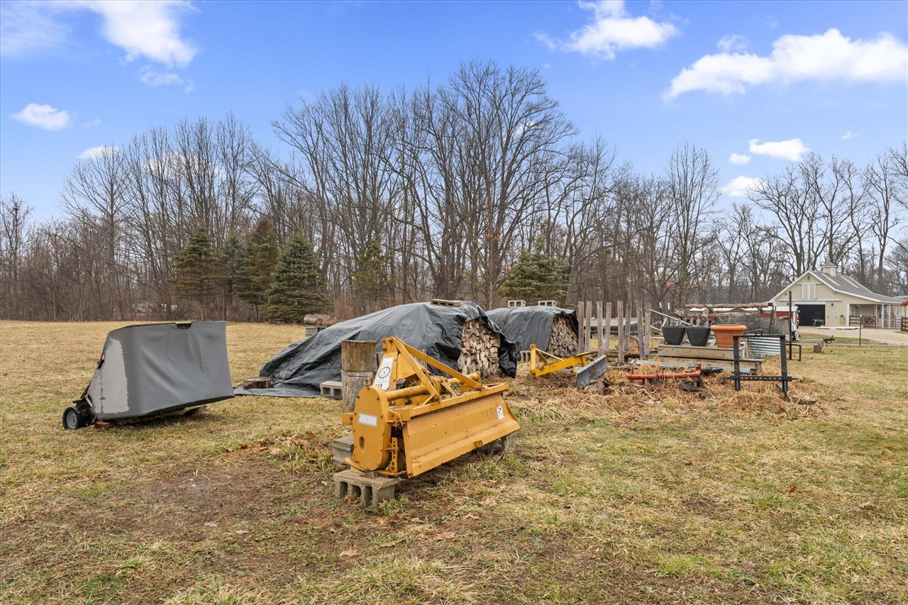 Buchanan, MI, 49107-8320