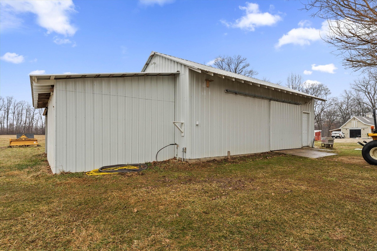 Buchanan, MI, 49107-8320