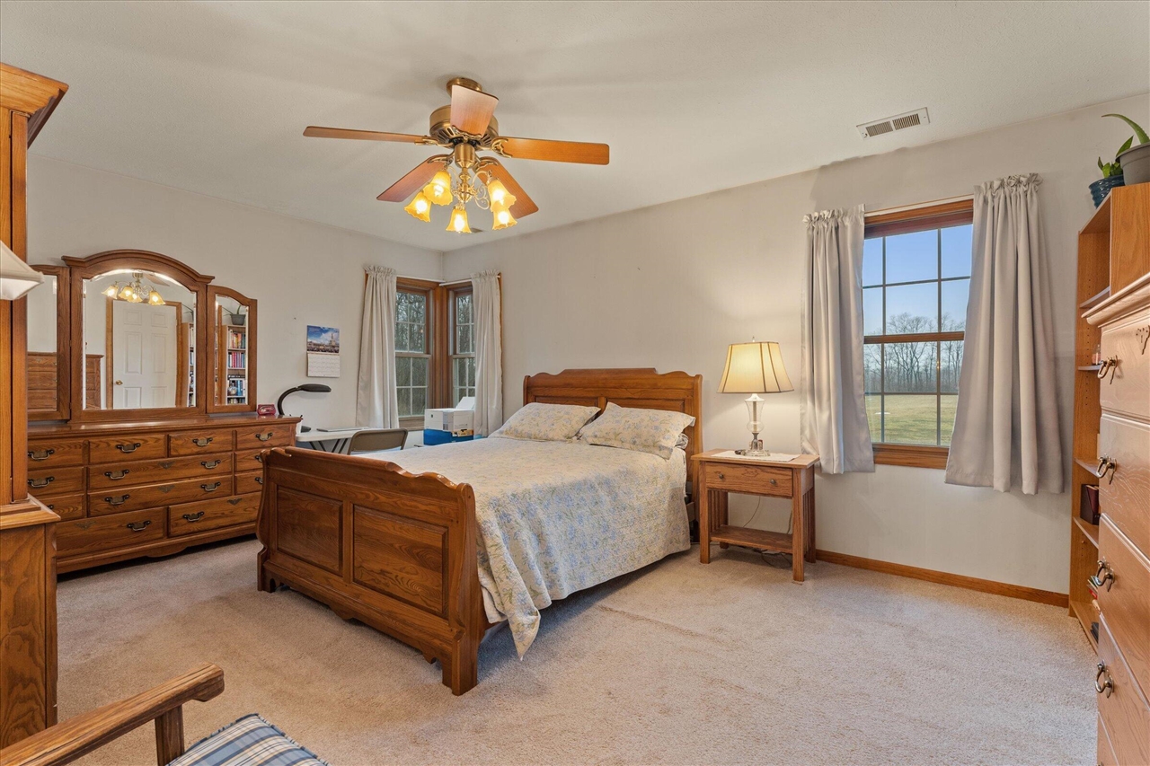 Buchanan, MI, 49107-8320