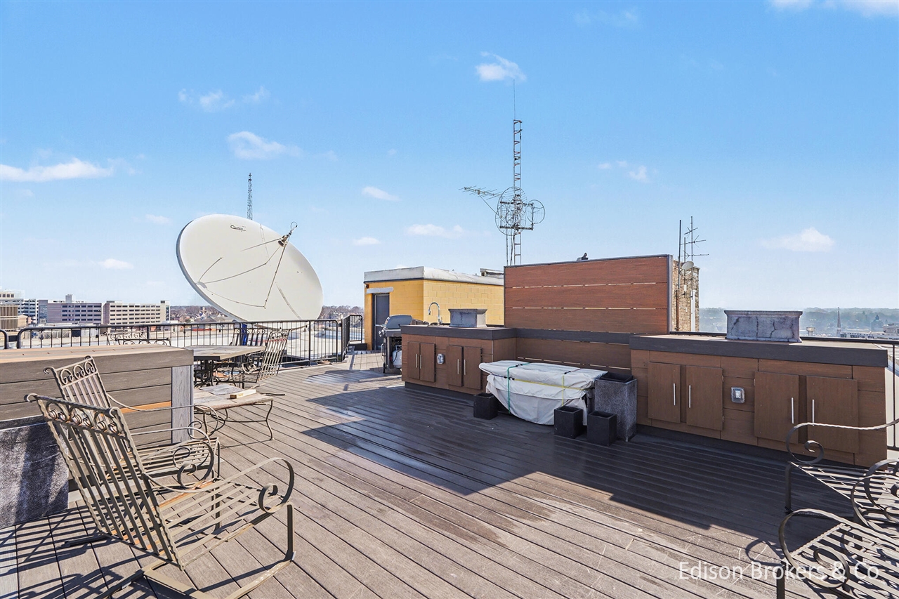  UNIT 11A, Grand Rapids, MI, 49503