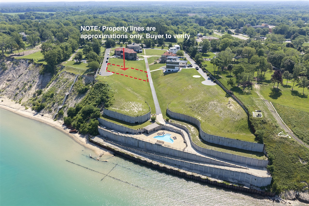 2nd image of 632 N Sul Lago, Benton Harbor, MI 49022 | MLS# 70518312