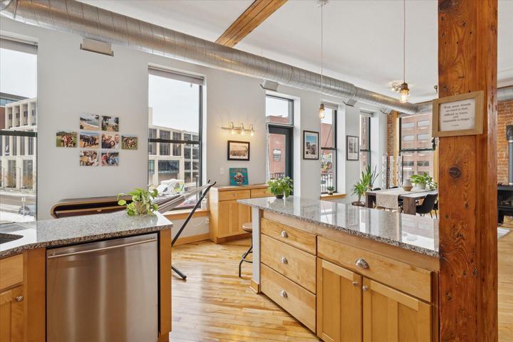 222 N Kalamazoo Mall UNIT&nbsp;200, Kalamazoo, MI, 49007-3886