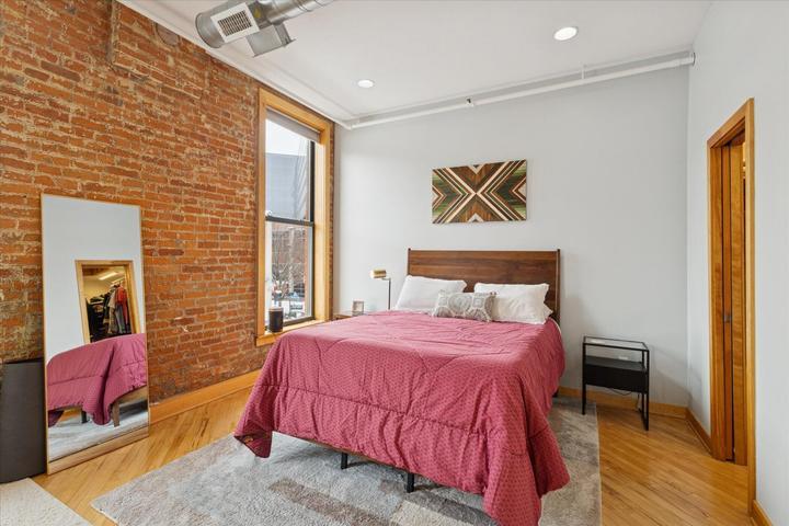 222 N Kalamazoo Mall UNIT&nbsp;200, Kalamazoo, MI, 49007-3886