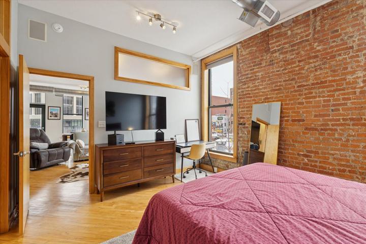 222 N Kalamazoo Mall UNIT&nbsp;200, Kalamazoo, MI, 49007-3886