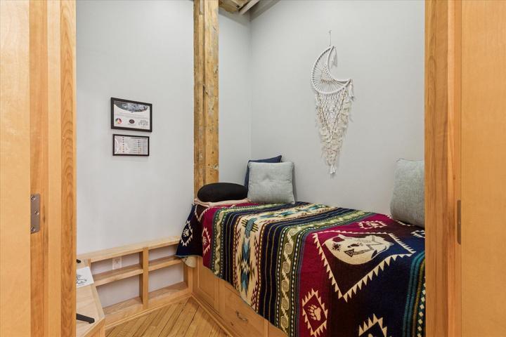 222 N Kalamazoo Mall UNIT&nbsp;200, Kalamazoo, MI, 49007-3886