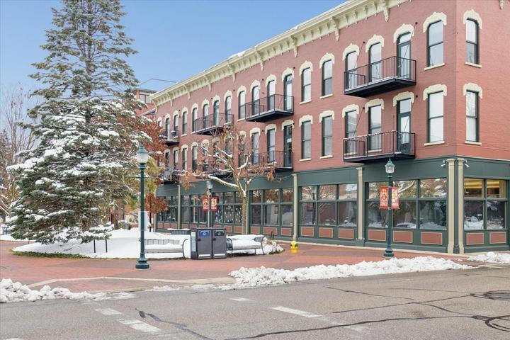 222 N Kalamazoo Mall UNIT&nbsp;200, Kalamazoo, MI, 49007-3886