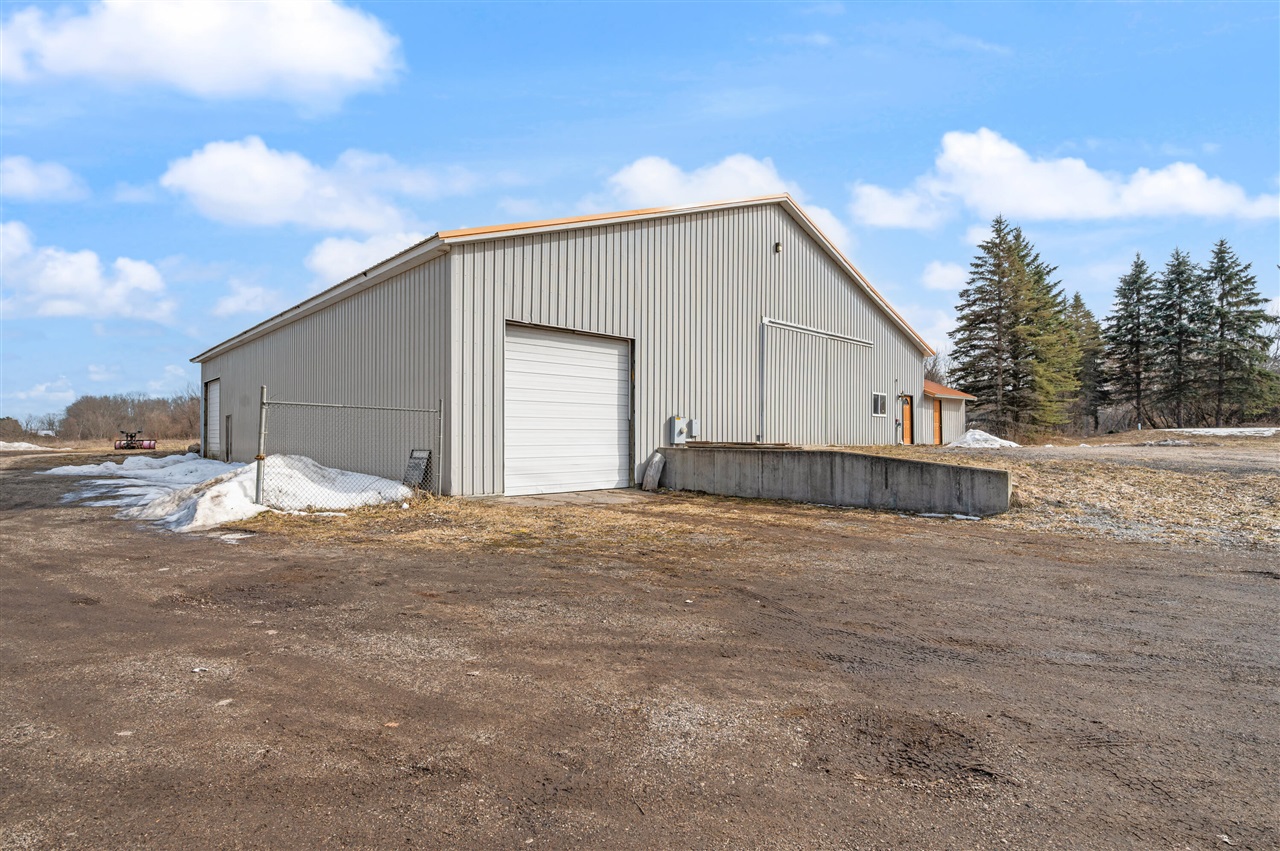 18470 195th Avenue, Big Rapids, MI, 49307-9350