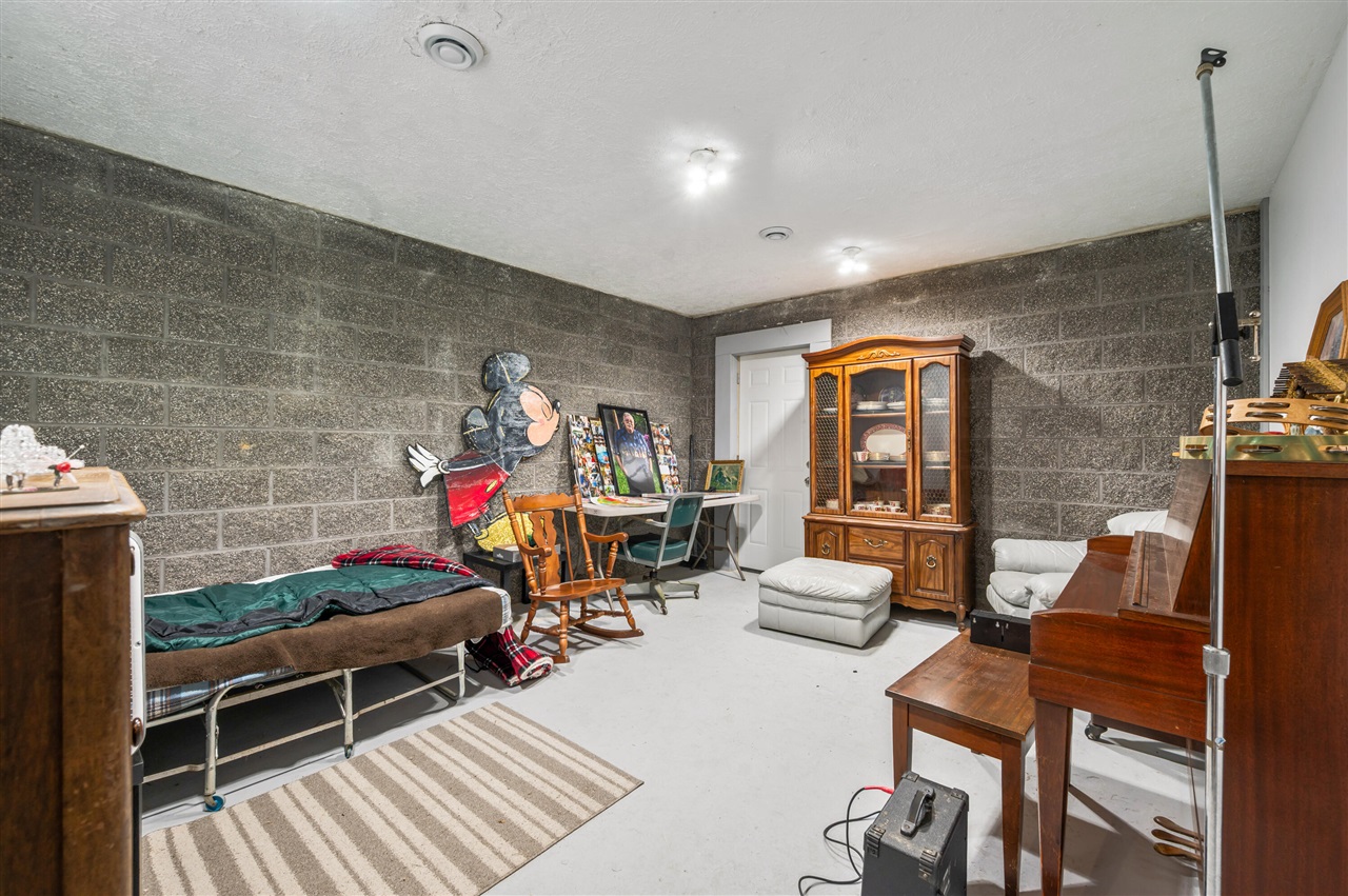 18470 195th Avenue, Big Rapids, MI, 49307-9350