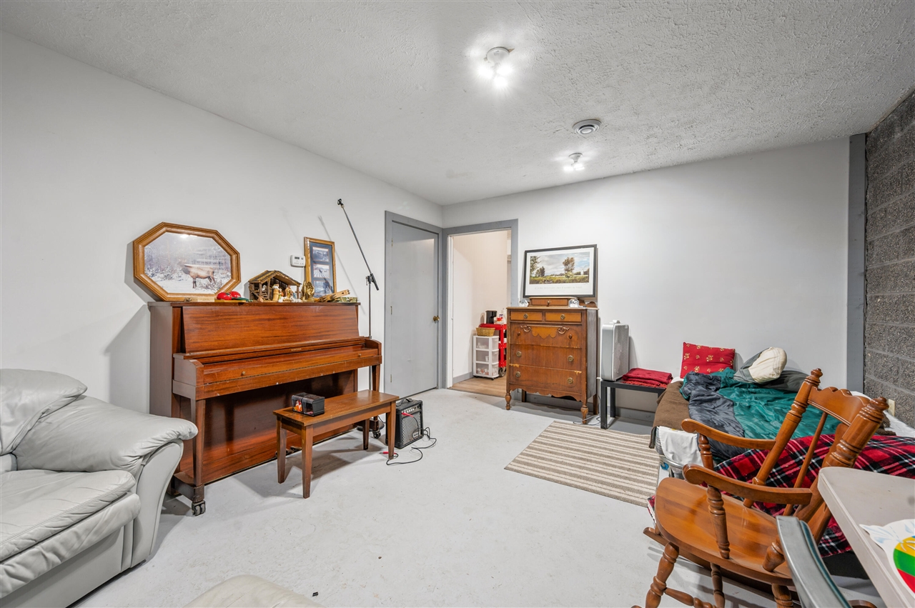 18470 195th Avenue, Big Rapids, MI, 49307-9350