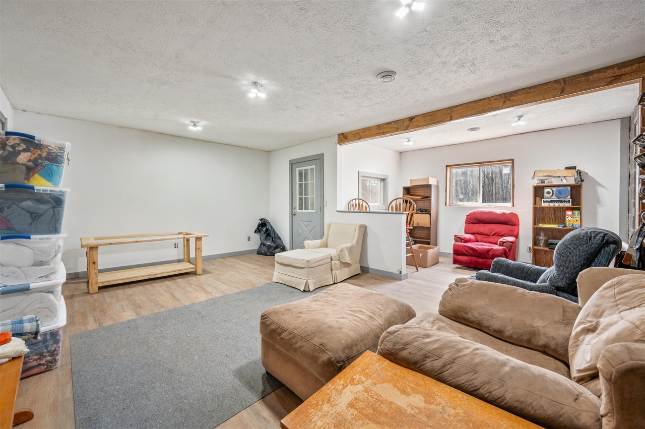 18470 195th Avenue, Big Rapids, MI, 49307-9350