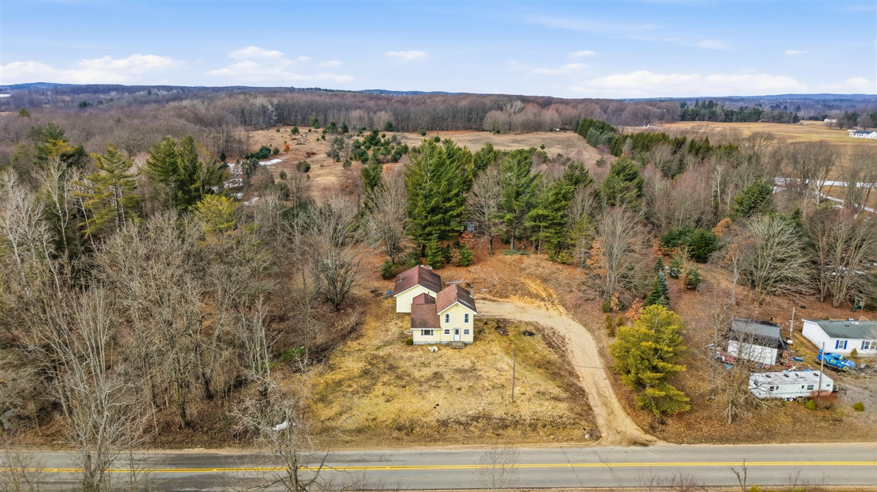 18671 230th Avenue, Big Rapids, MI, 49307-9714