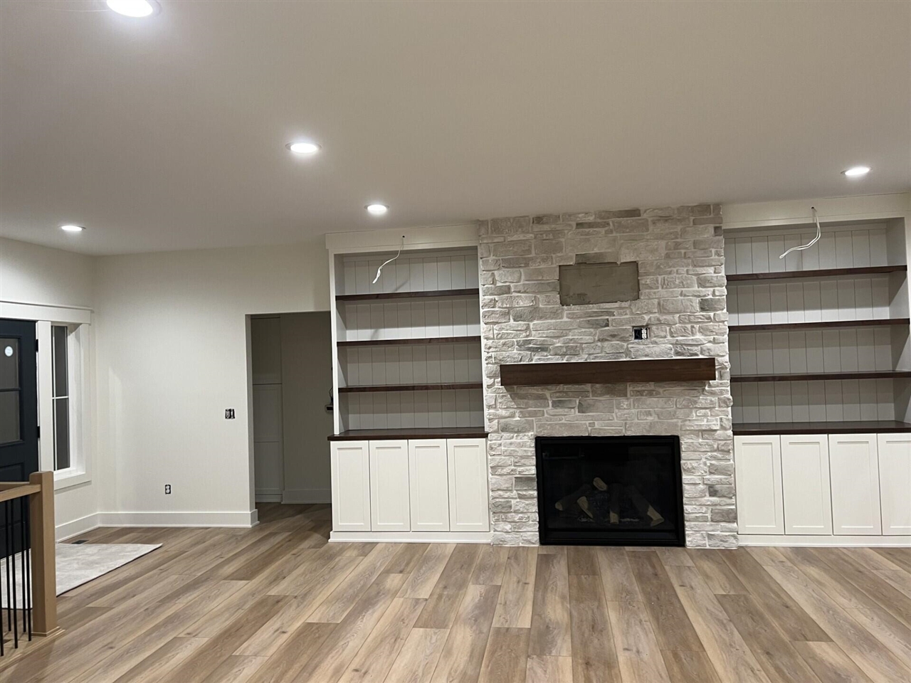 4716 Hidden Ridge Drive, Hudsonville, MI, 49426-9838