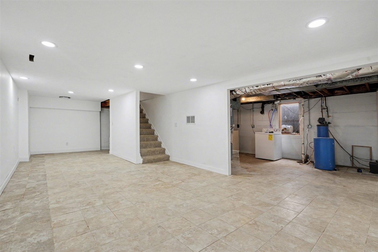 434 Bruce Avenue, Niles, MI, 49120-1119