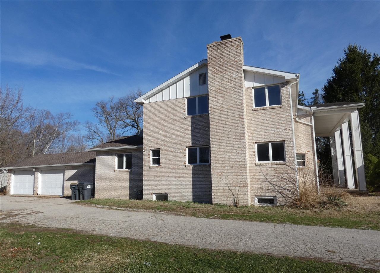 1968 Colfax Avenue, Benton Harbor, MI, 49022-6713