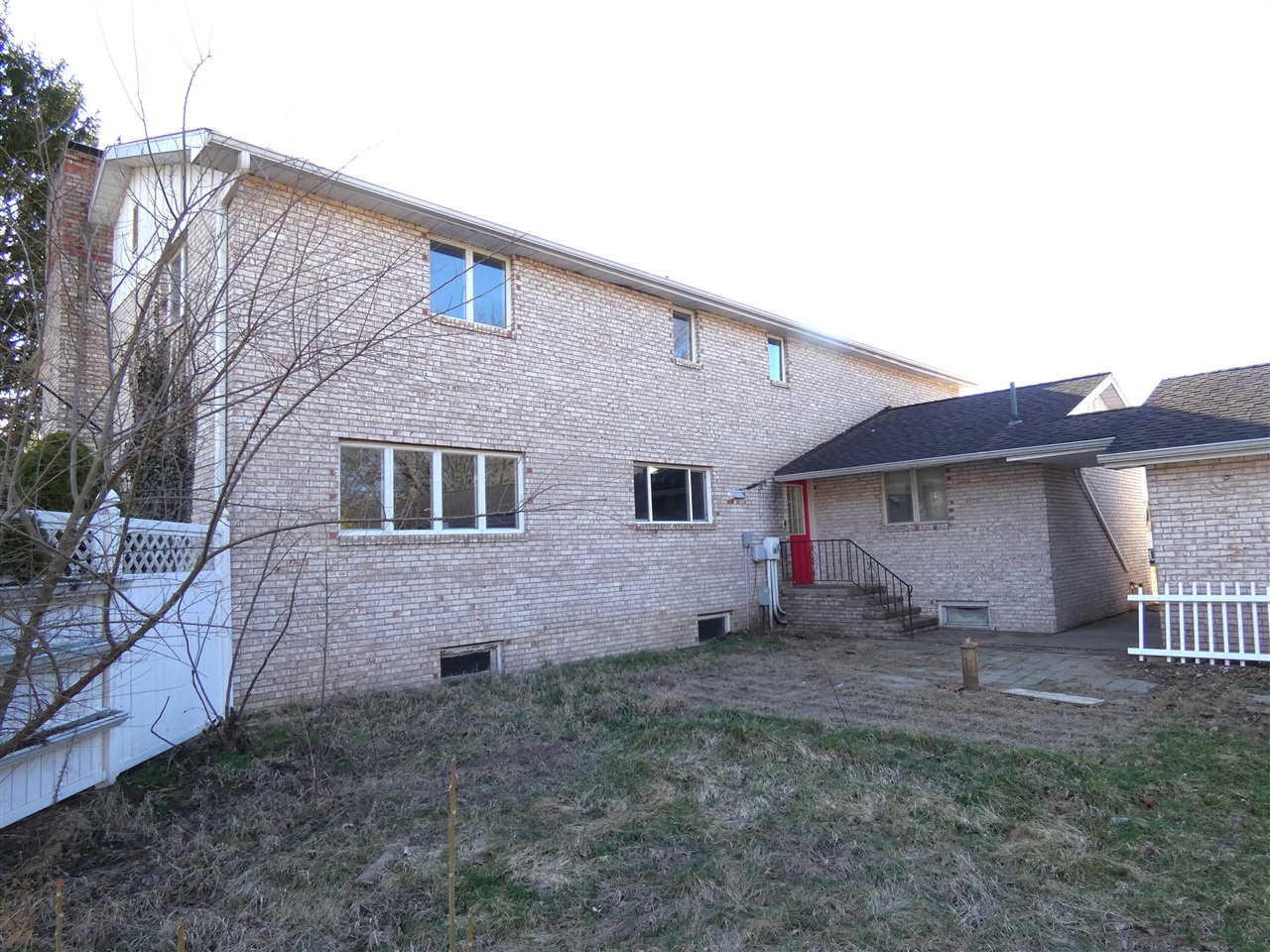 1968 Colfax Avenue, Benton Harbor, MI, 49022-6713