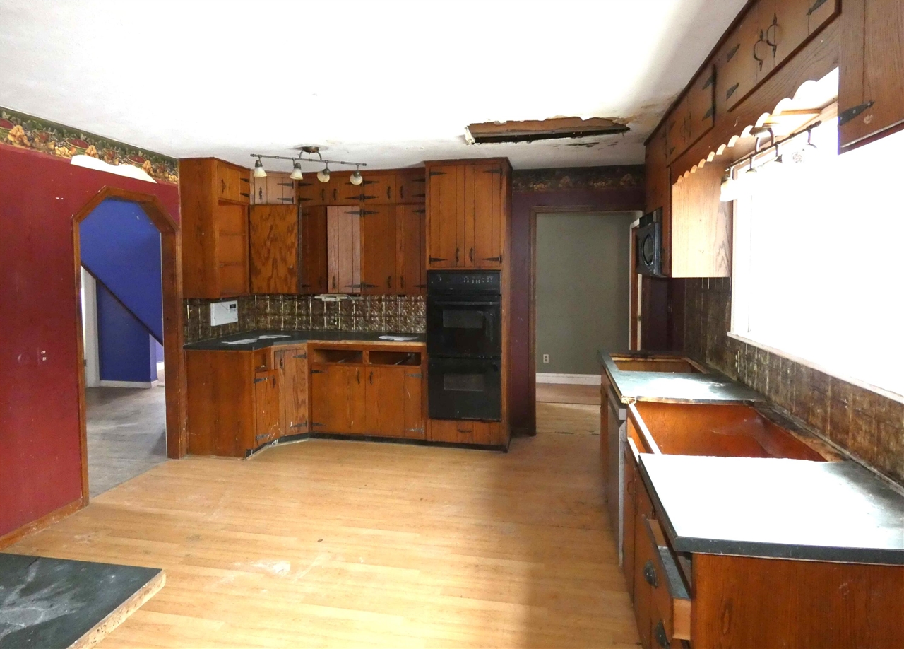 1968 Colfax Avenue, Benton Harbor, MI, 49022-6713