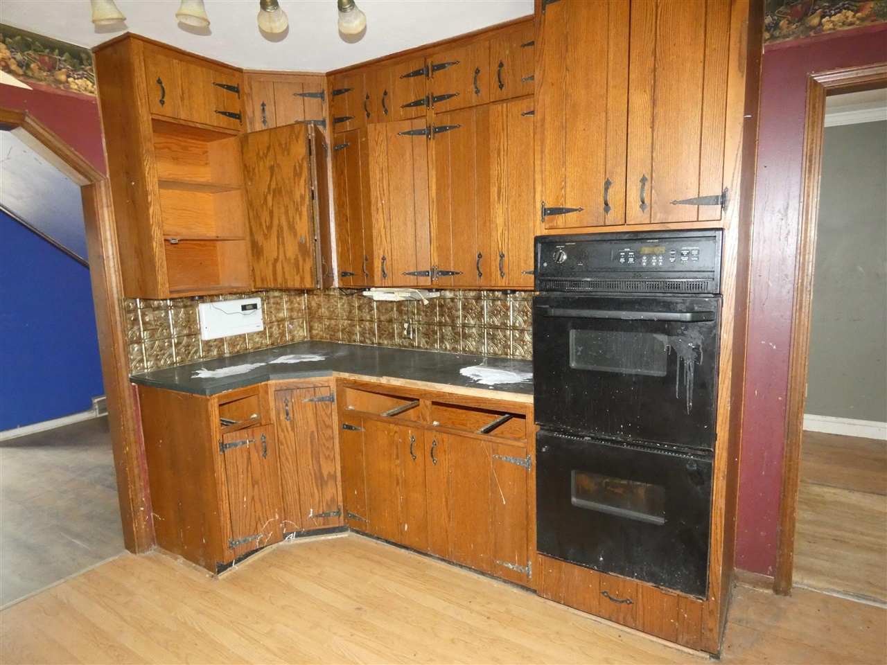 1968 Colfax Avenue, Benton Harbor, MI, 49022-6713