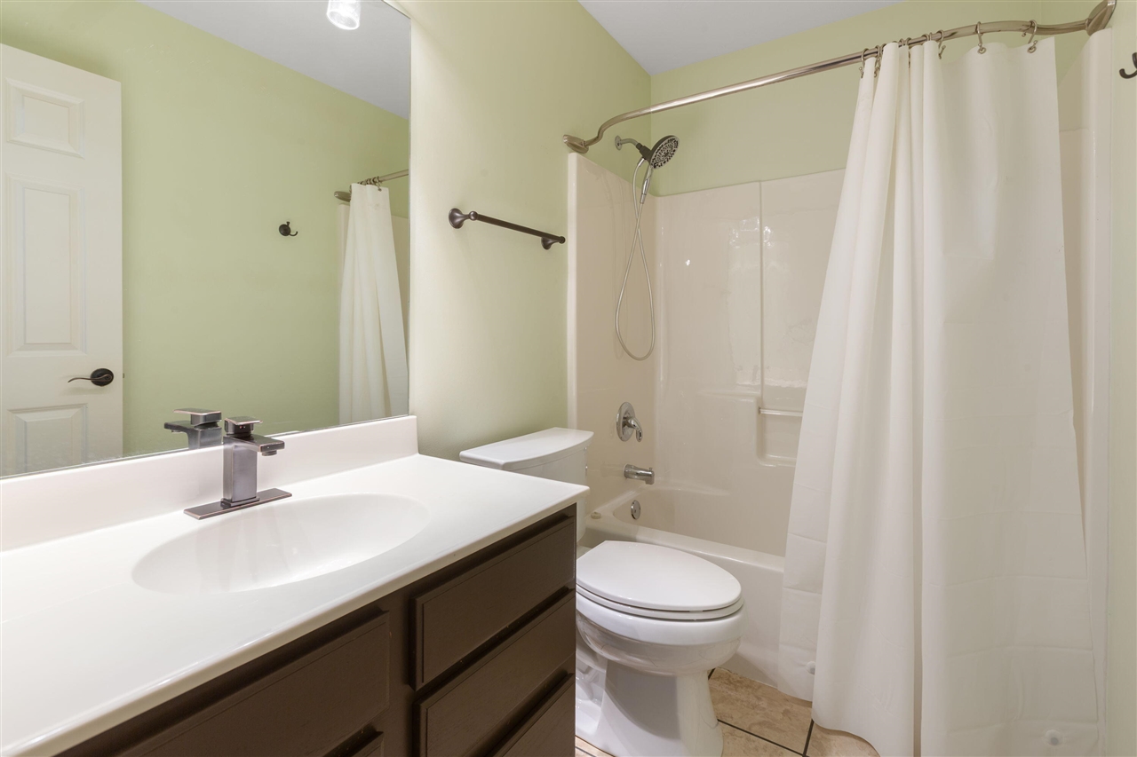 1701 J W Way, Saint Joseph, MI, 49085-9648