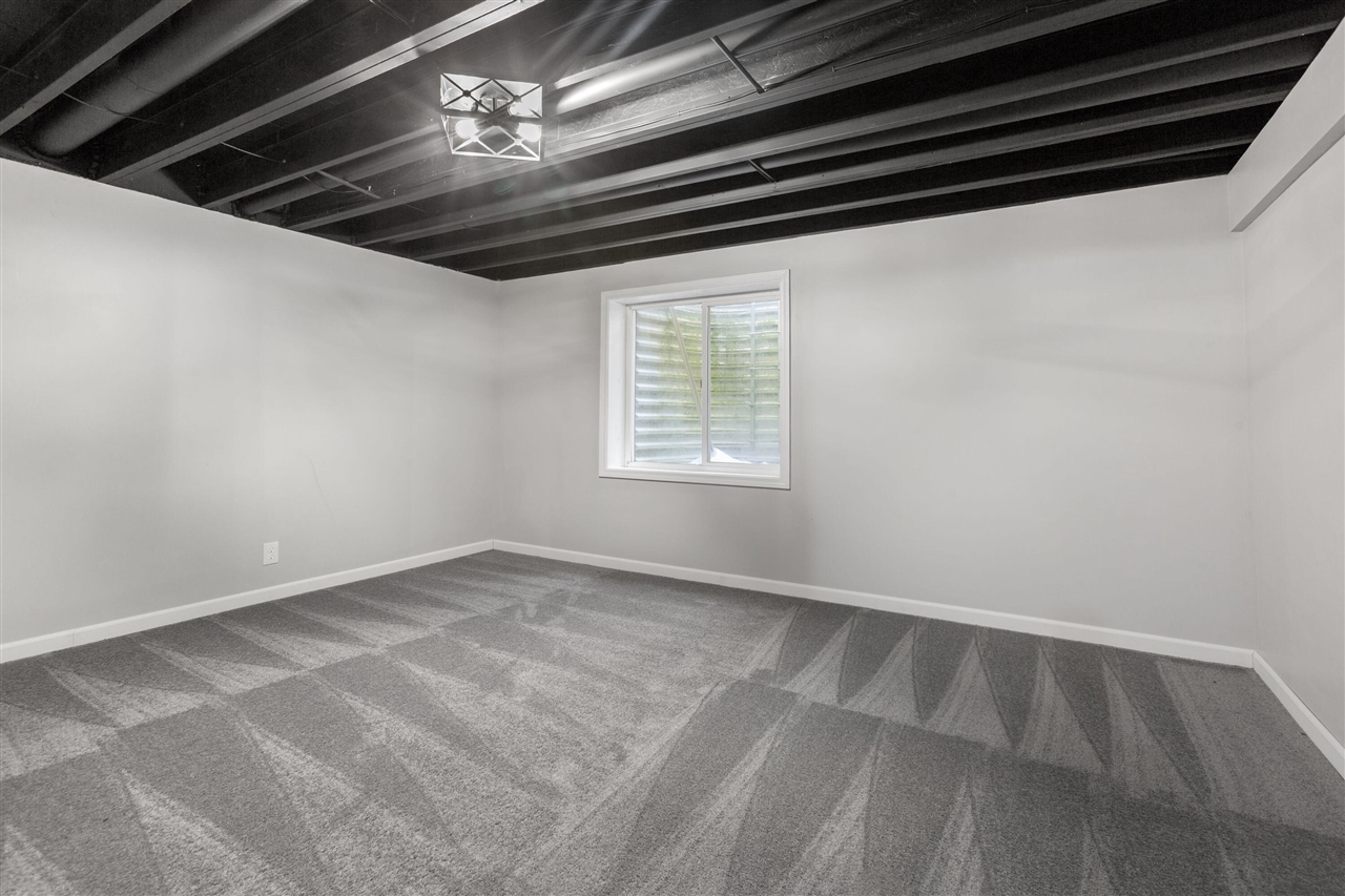 1701 J W Way, Saint Joseph, MI, 49085-9648