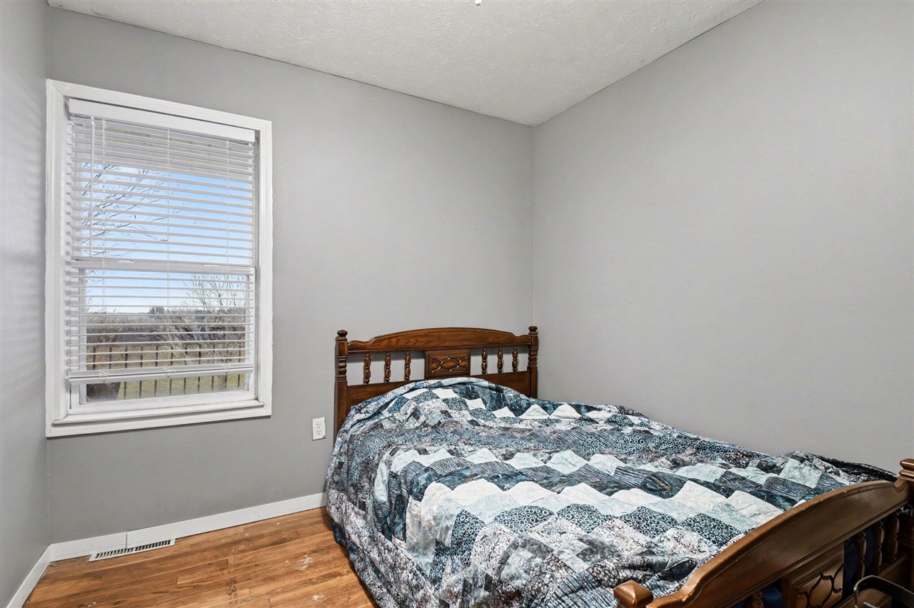 69594 Anderson Road, Niles, MI, 49120-6008