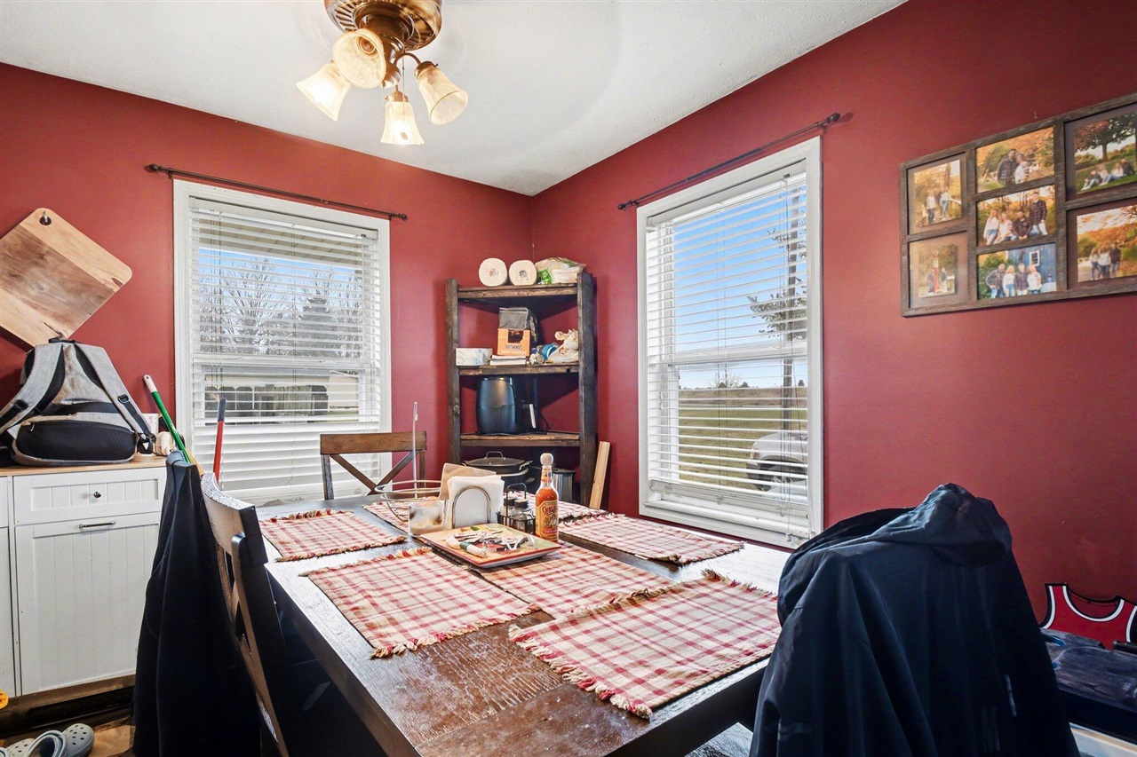 69594 Anderson Road, Niles, MI, 49120-6008