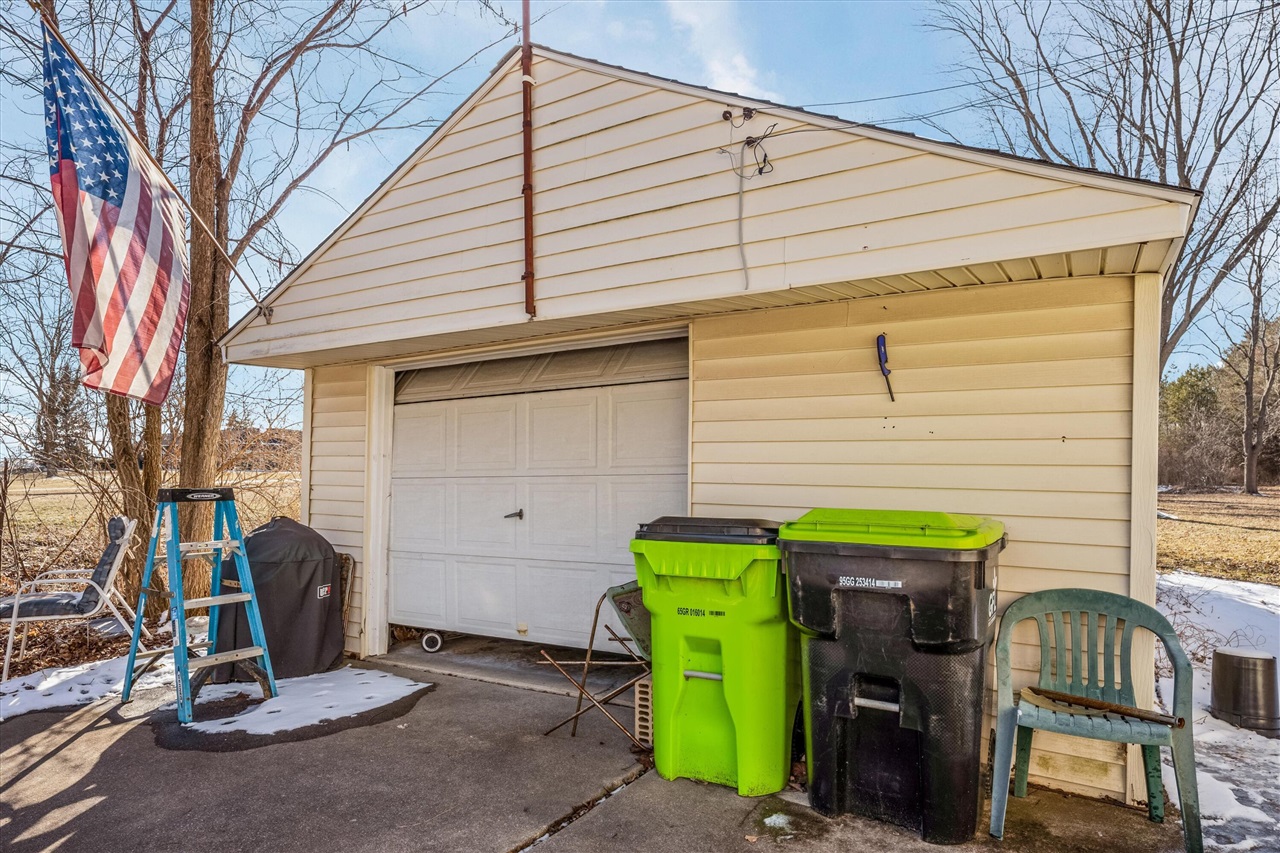 4432 Morrish Road, Swartz Creek, MI, 48473-1323