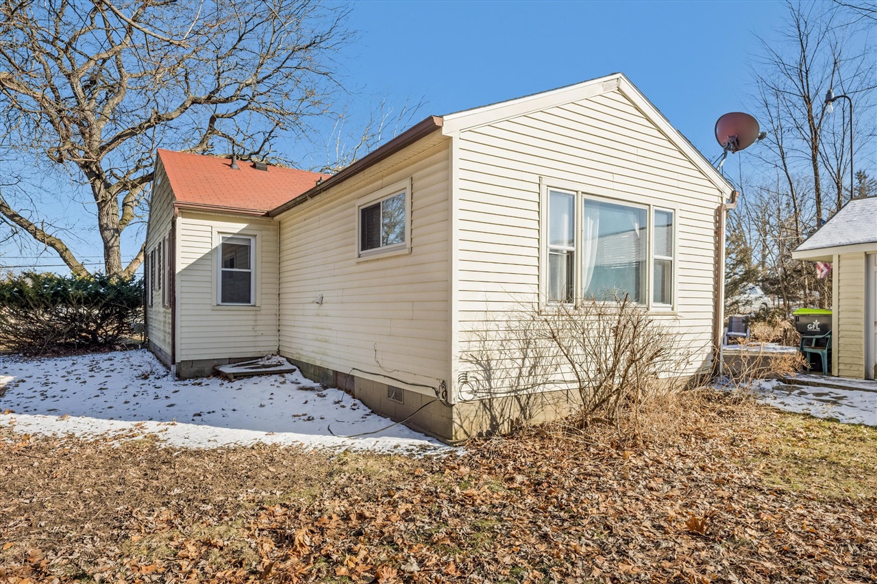 4432 Morrish Road, Swartz Creek, MI, 48473-1323