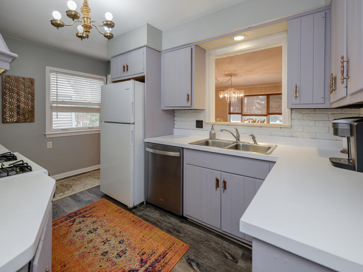 3419 Old Colony Road, Kalamazoo, MI, 49008-2911