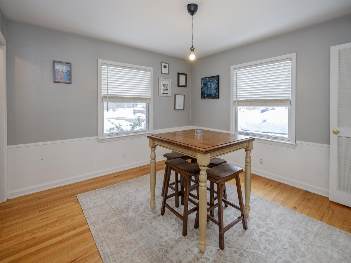 3419 Old Colony Road, Kalamazoo, MI, 49008-2911