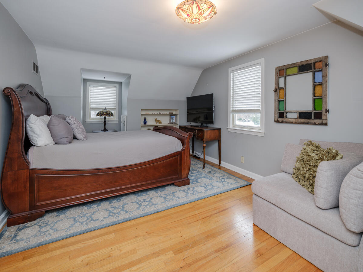 3419 Old Colony Road, Kalamazoo, MI, 49008-2911