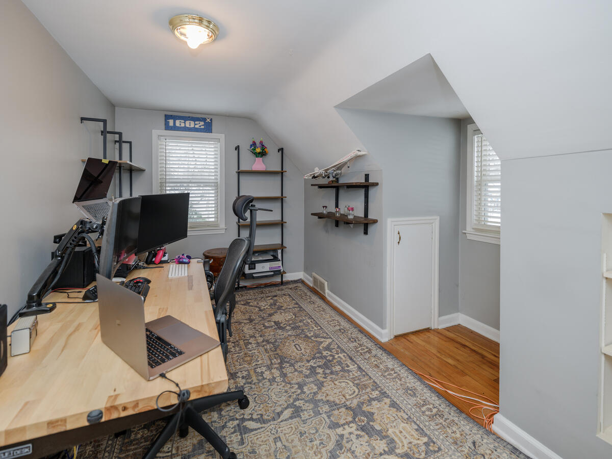 3419 Old Colony Road, Kalamazoo, MI, 49008-2911