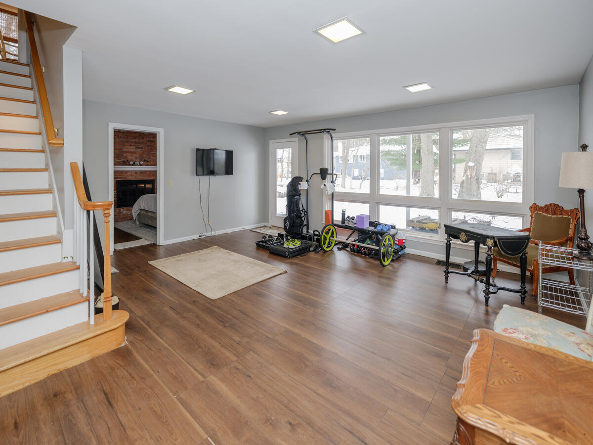 3419 Old Colony Road, Kalamazoo, MI, 49008-2911