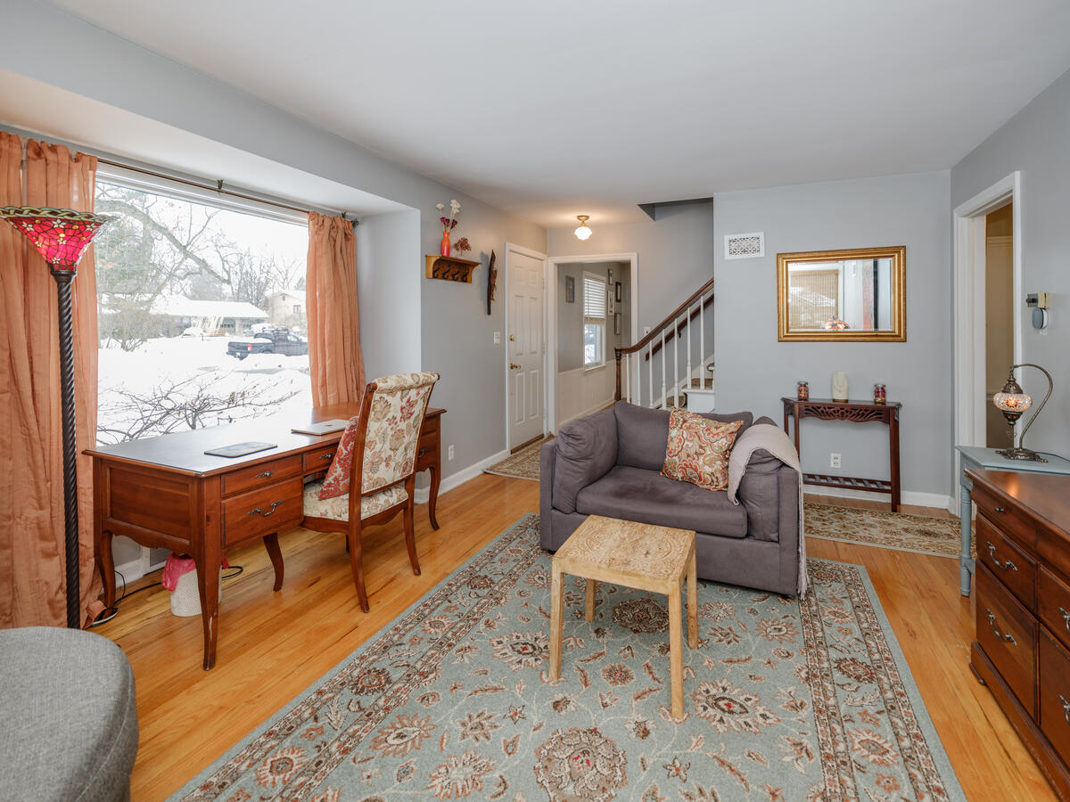 3419 Old Colony Road, Kalamazoo, MI, 49008-2911