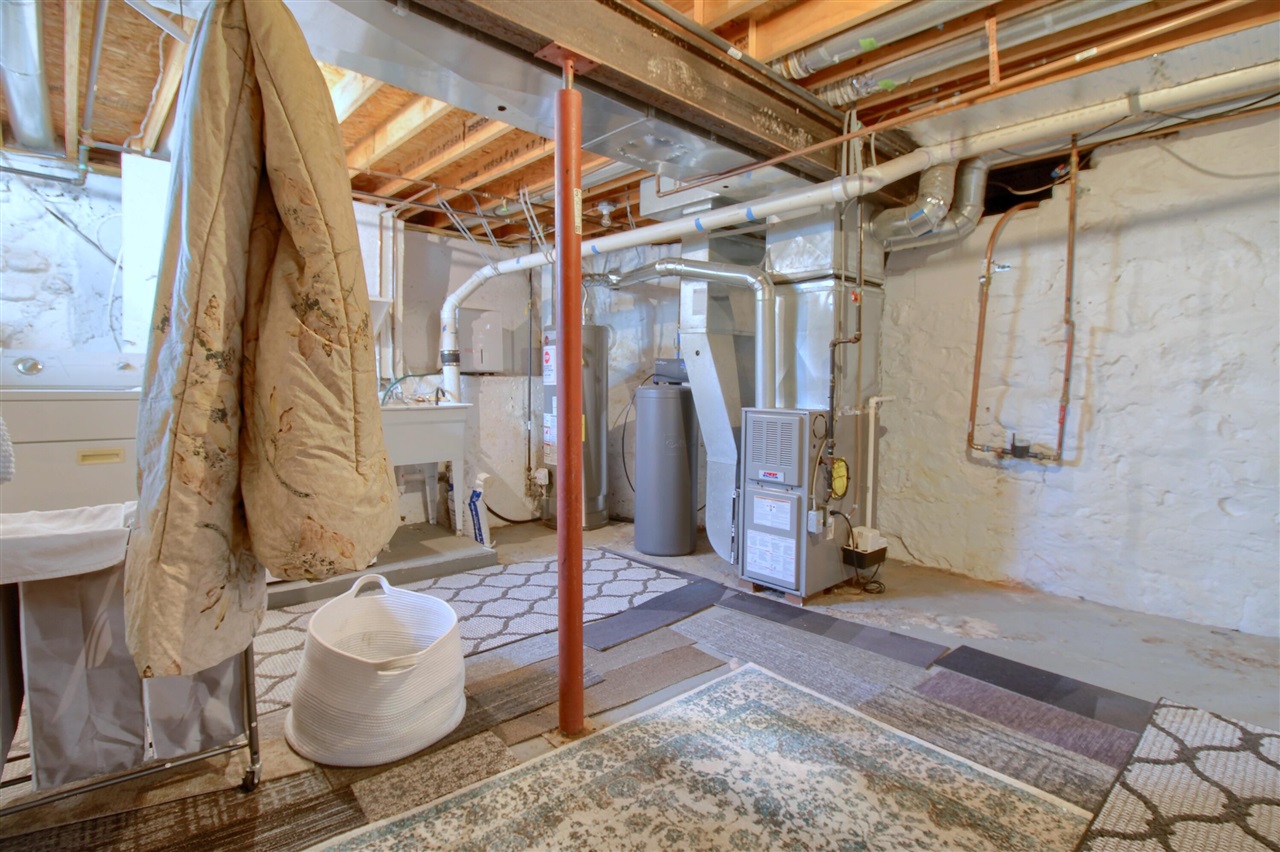 524 Hickory Street, Milford, MI, 48381-1649