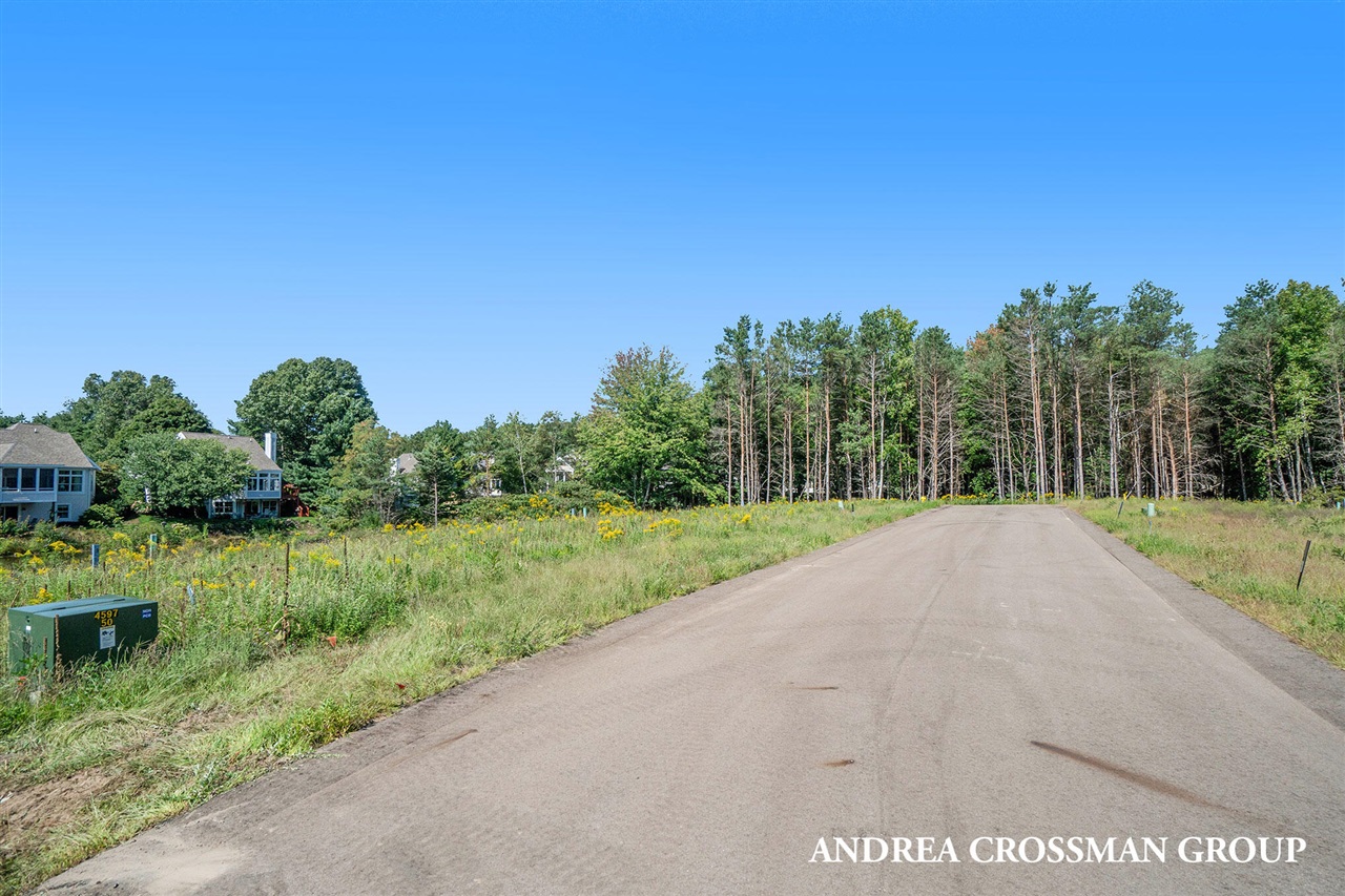 18154 Newgate Lane, Spring Lake, MI, 49456