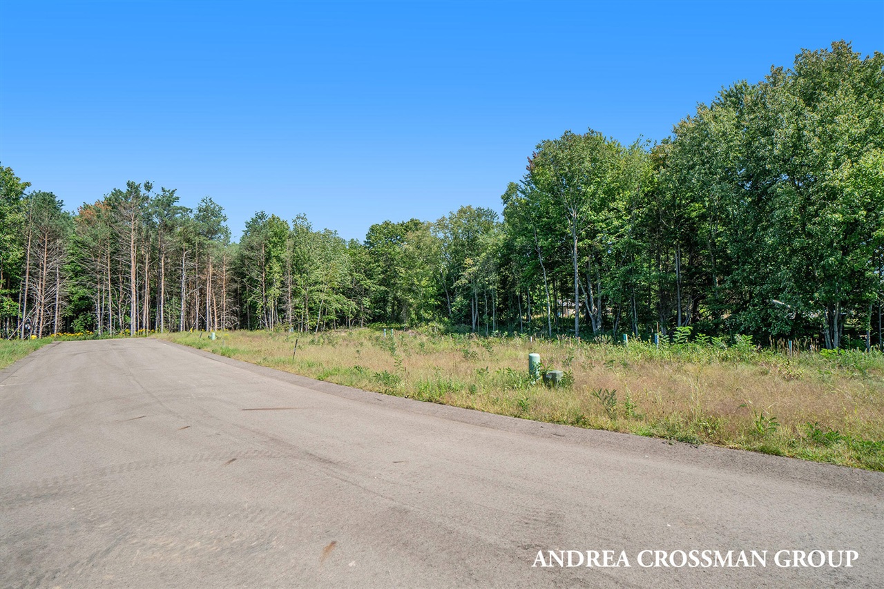 18154 Newgate Lane, Spring Lake, MI, 49456