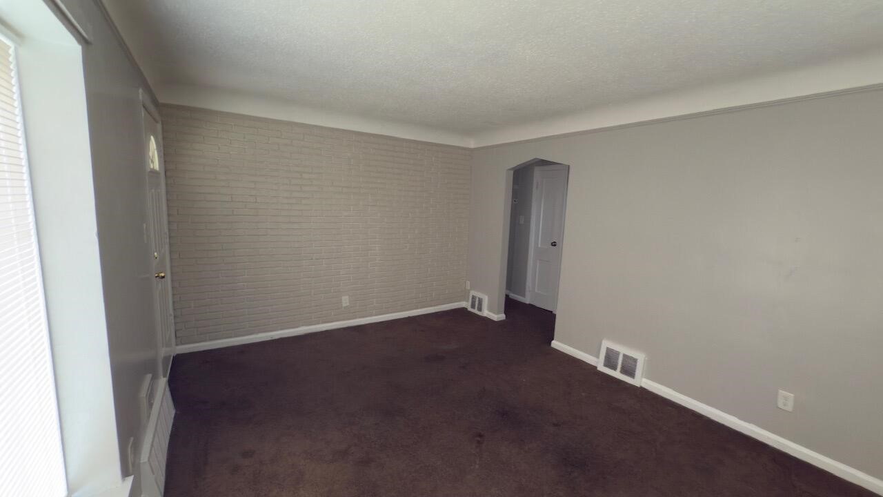 9080 Stahelin Avenue, Detroit, MI, 48228-1715