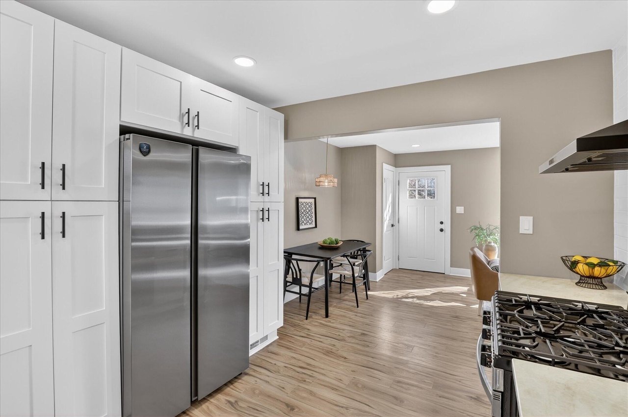 22002 Fenster Street, Belleville, MI, 48111-8957