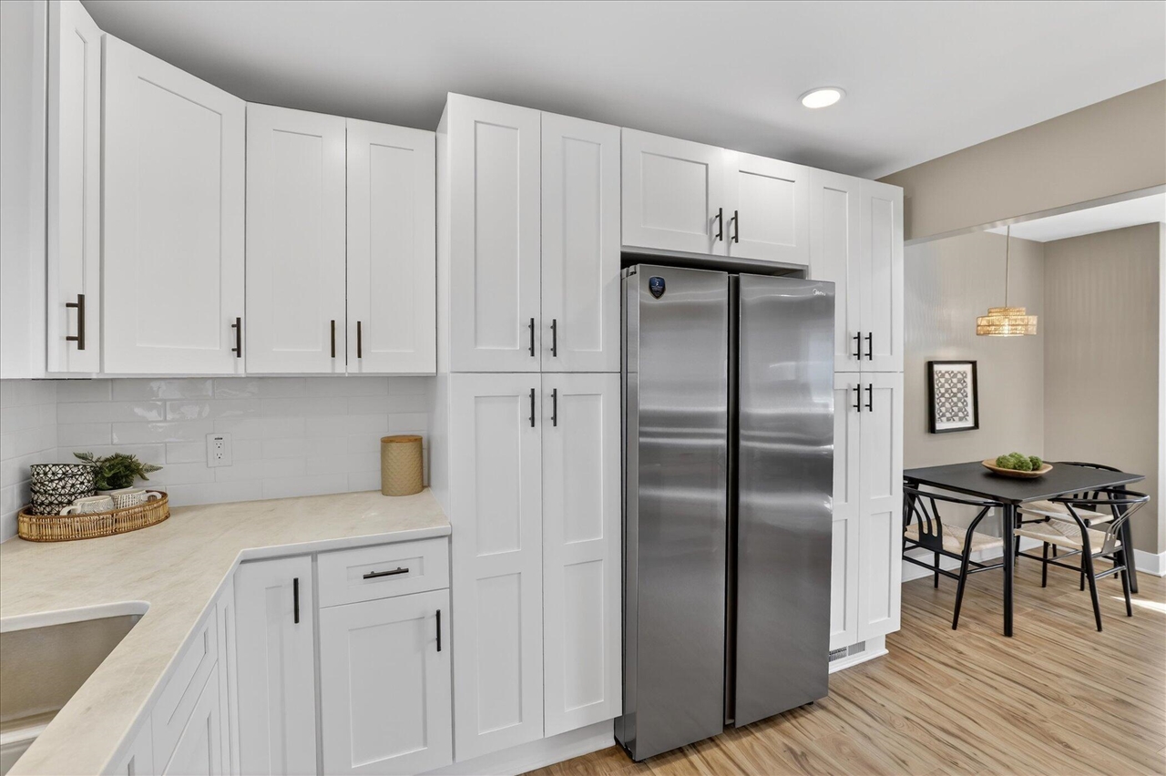 22002 Fenster Street, Belleville, MI, 48111-8957