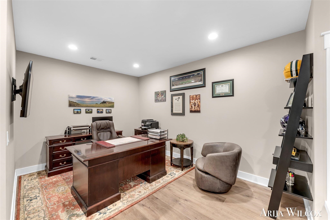 643 Greenslate Drive, Ada, MI, 49301