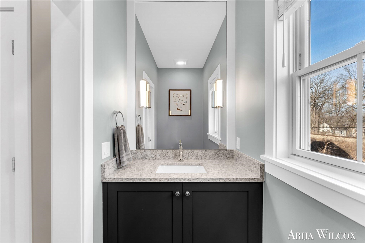 643 Greenslate Drive, Ada, MI, 49301