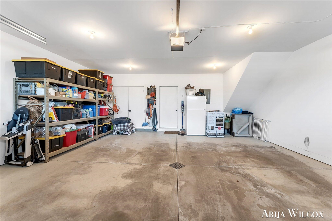 643 Greenslate Drive, Ada, MI, 49301