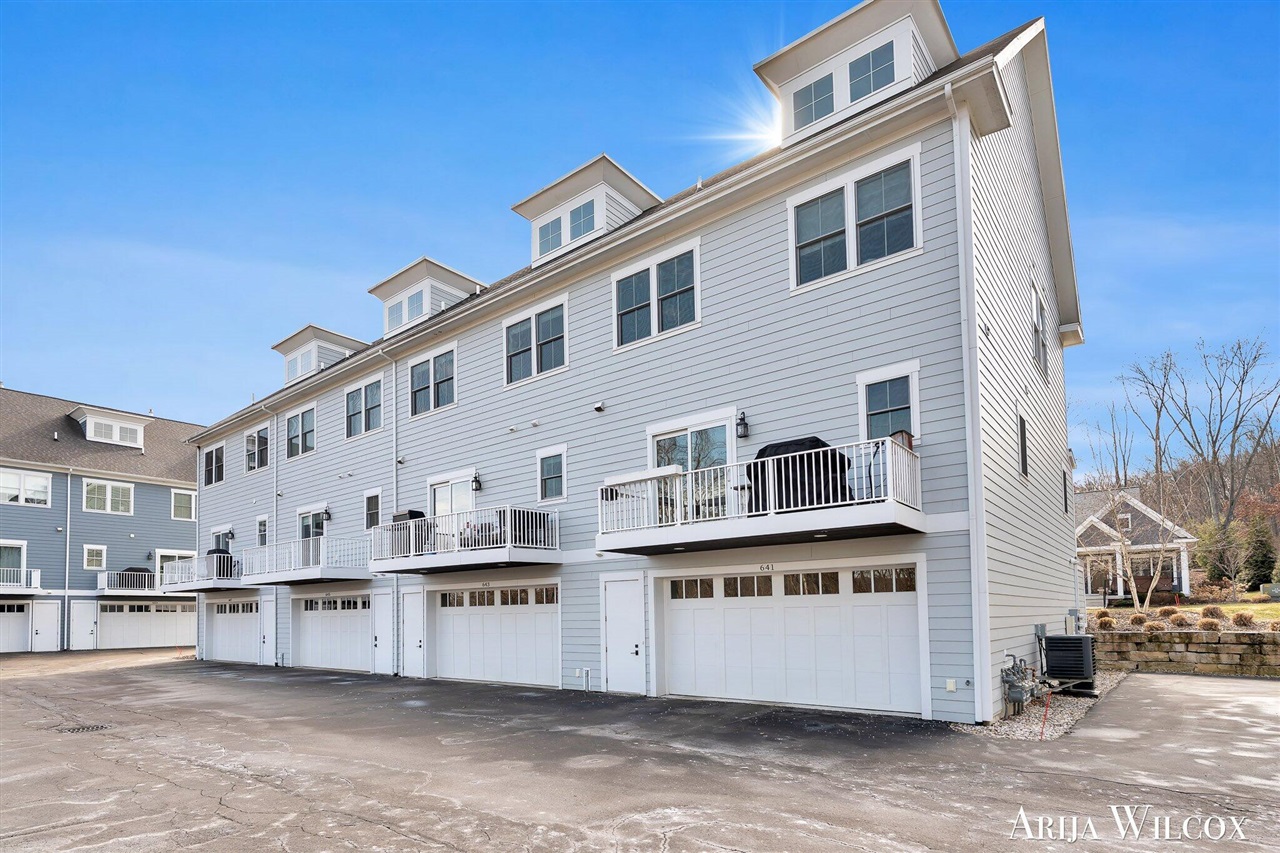 643 Greenslate Drive, Ada, MI, 49301